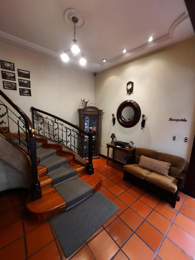 La Posada Cuencana Hotel エクステリア 写真