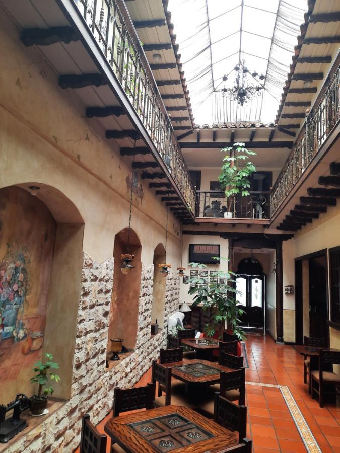 La Posada Cuencana Hotel エクステリア 写真