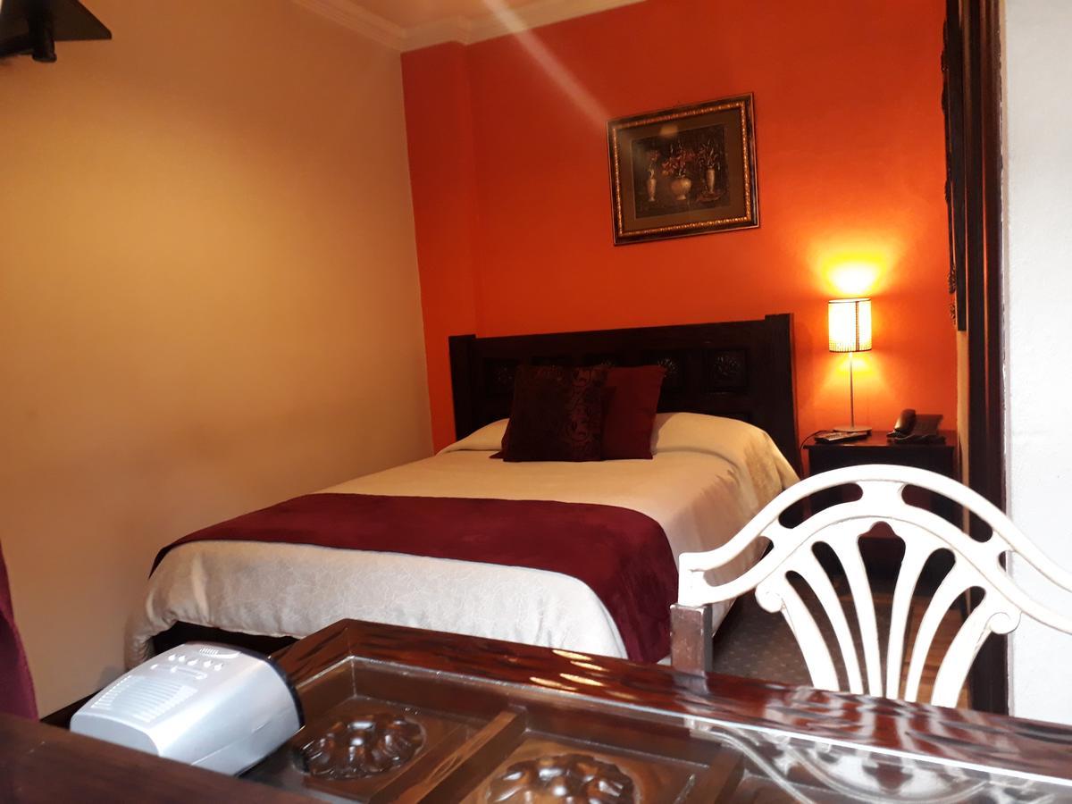 La Posada Cuencana Hotel エクステリア 写真